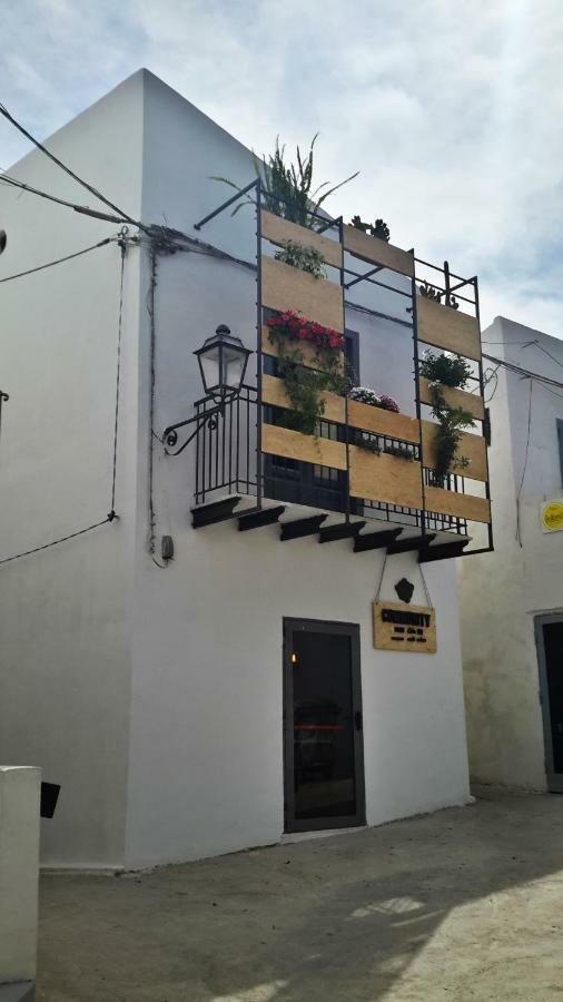 Community Rooms & Wine Favara Exteriér fotografie
